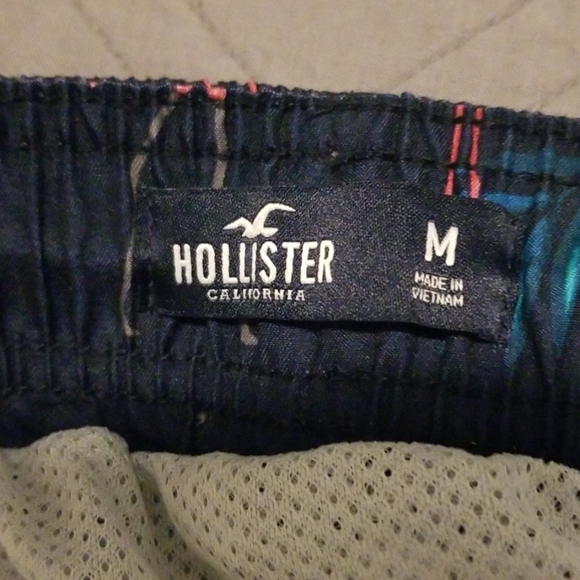 Hollister swim trunks - Picture 3 of 4